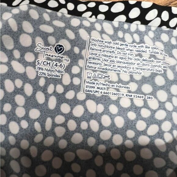 2 secret treasure panties - Picture 3 of 3